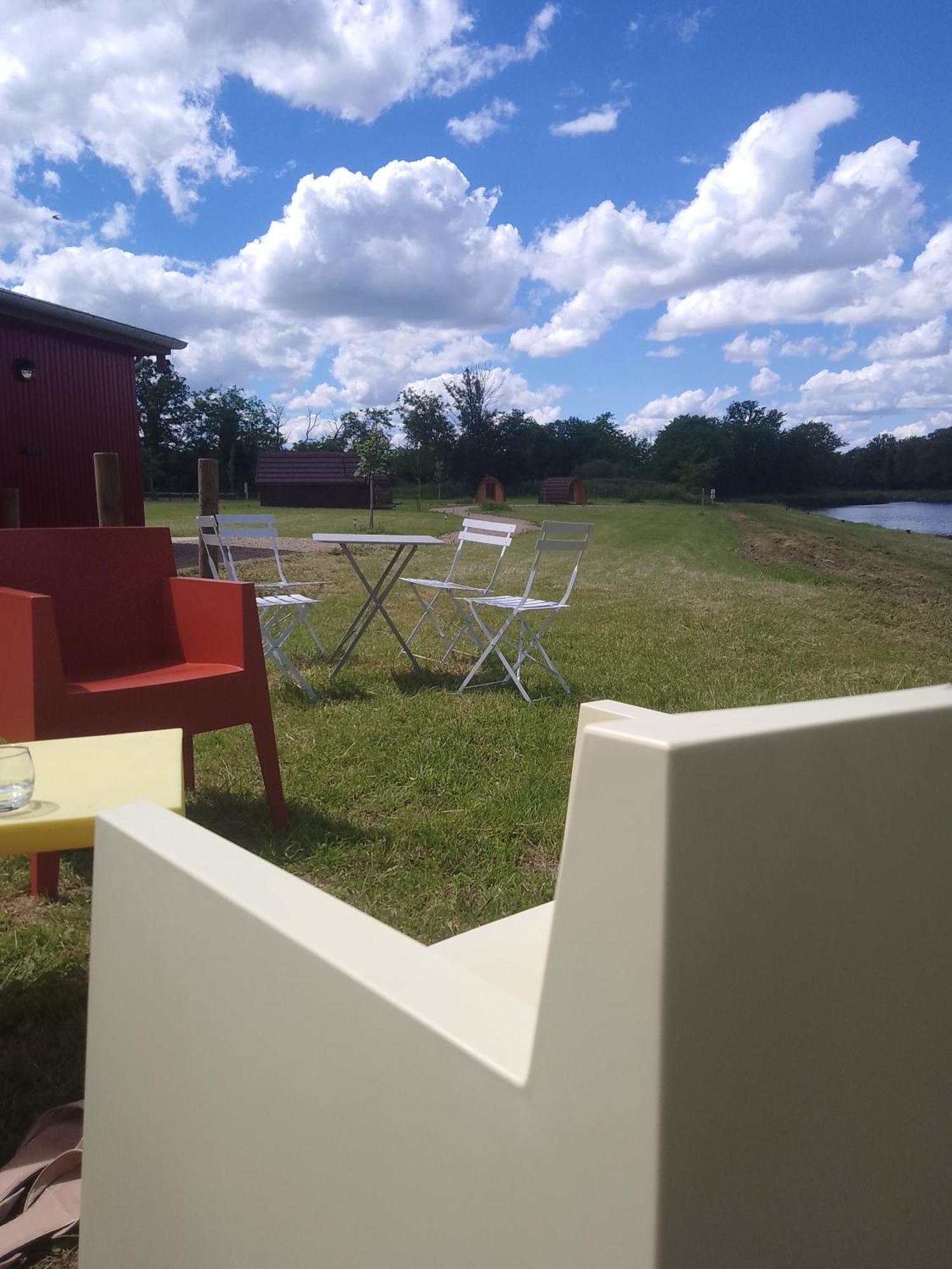La Halte Du Canal Luthenay-Uxeloup エクステリア 写真